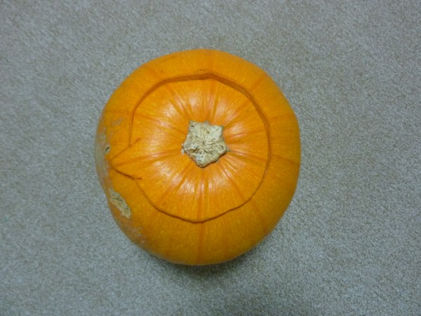 ハロウィンには欠かせないかぼちゃのジャック・オー・ランタンの作り方。裏テク付き！